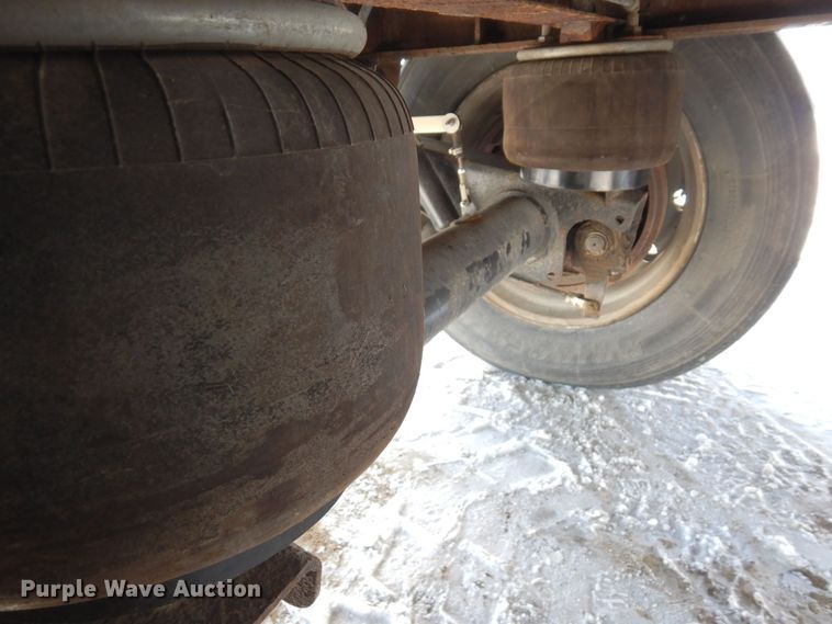 image for item KU9825 2000 Transcraft  flatbed trailer