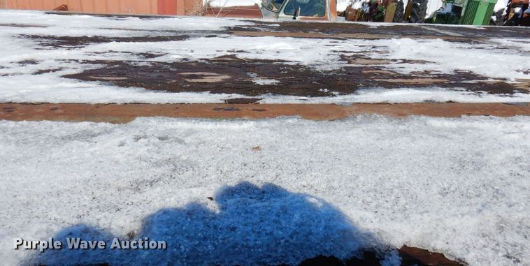 image for item KU9827 1992 Wilson  flatbed trailer