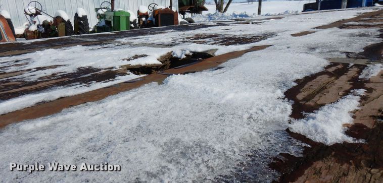 image for item KU9827 1992 Wilson  flatbed trailer