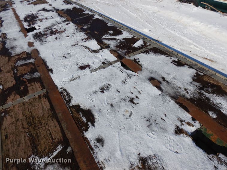 image for item KU9827 1992 Wilson  flatbed trailer