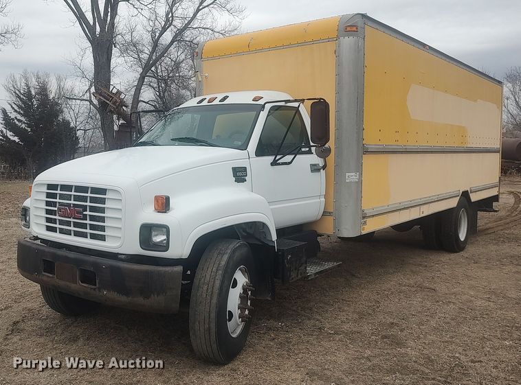 image for item LG9606 1999 GMC C6500  box truck