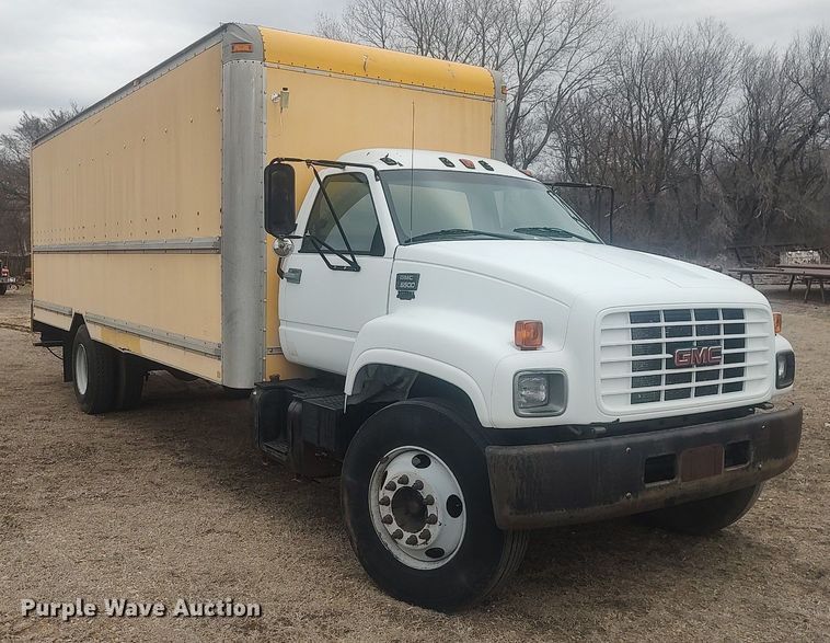 image for item LG9606 1999 GMC C6500  box truck