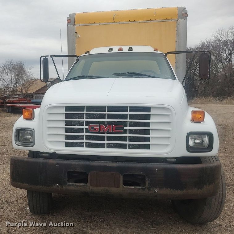 image for item LG9606 1999 GMC C6500  box truck
