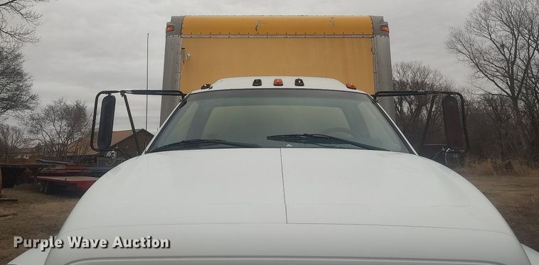 image for item LG9606 1999 GMC C6500  box truck