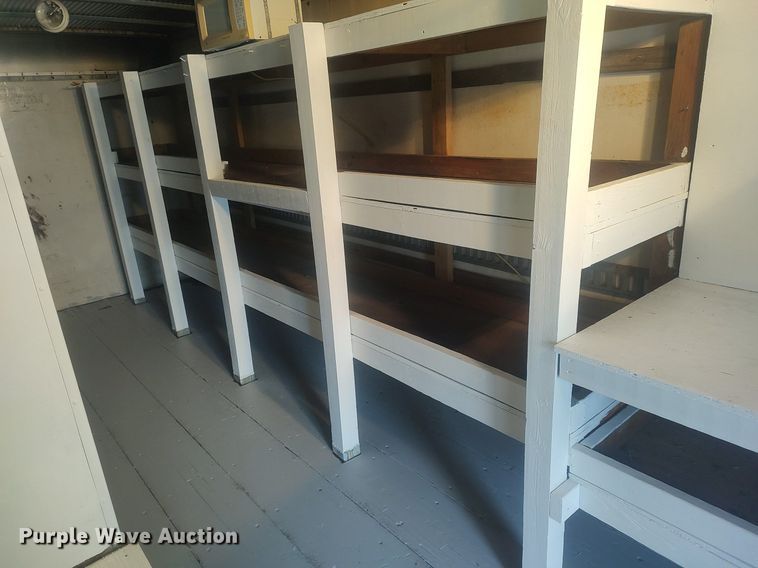 image for item LG9606 1999 GMC C6500  box truck