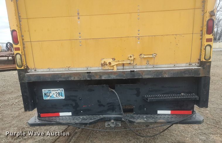 image for item LG9606 1999 GMC C6500  box truck