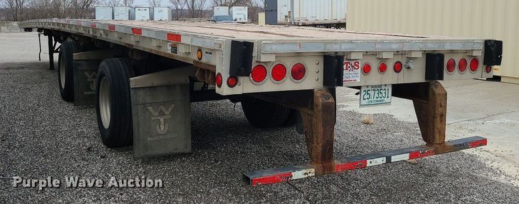 image for item LH9849 2009 Wilson CF900  flatbed trailer