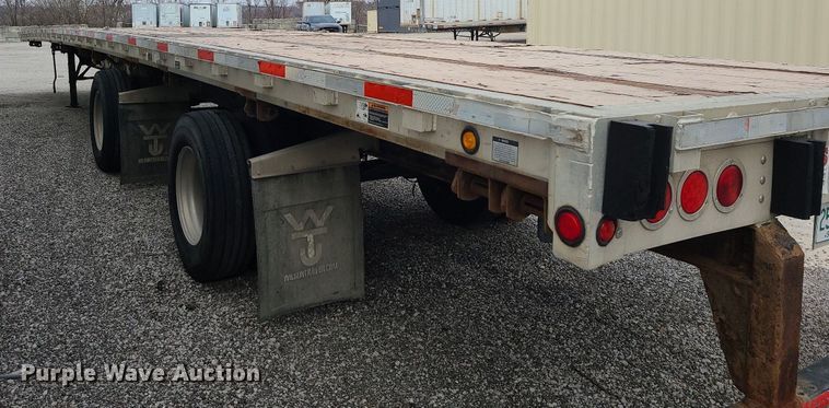 image for item LH9849 2009 Wilson CF900  flatbed trailer