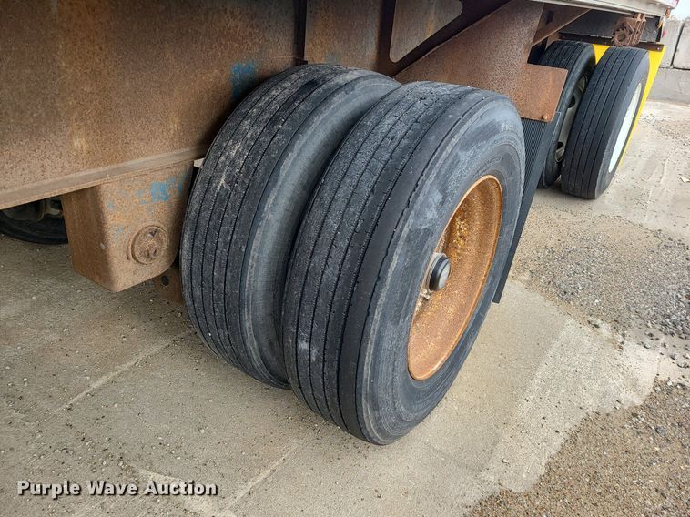 image for item LH9850 1998 Fontaine LFTW-6-8048WSAK  flatbed trailer