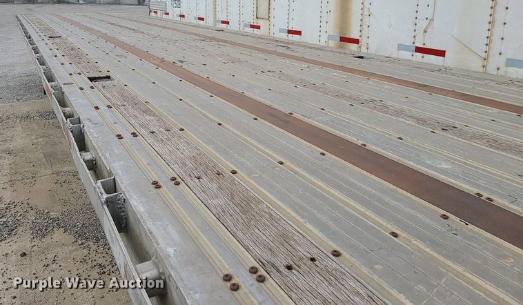 image for item LH9850 1998 Fontaine LFTW-6-8048WSAK  flatbed trailer