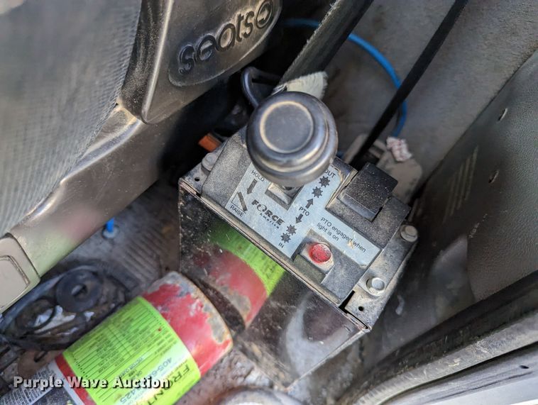 image for item LK9463 2007 Peterbilt 379  semi truck