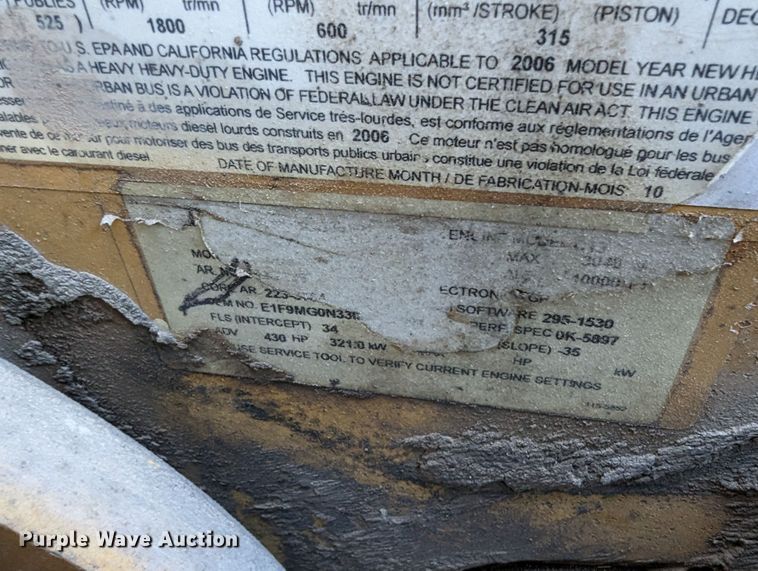 image for item LK9463 2007 Peterbilt 379  semi truck