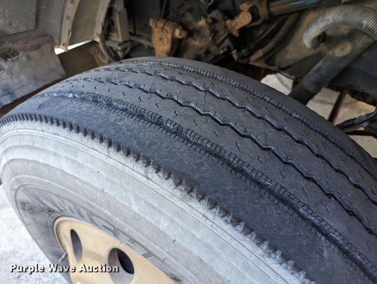 image for item LK9463 2007 Peterbilt 379  semi truck