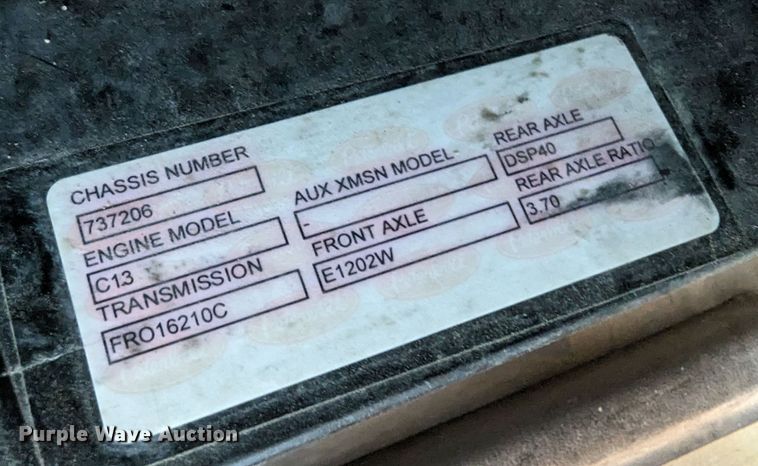 image for item LK9463 2007 Peterbilt 379  semi truck