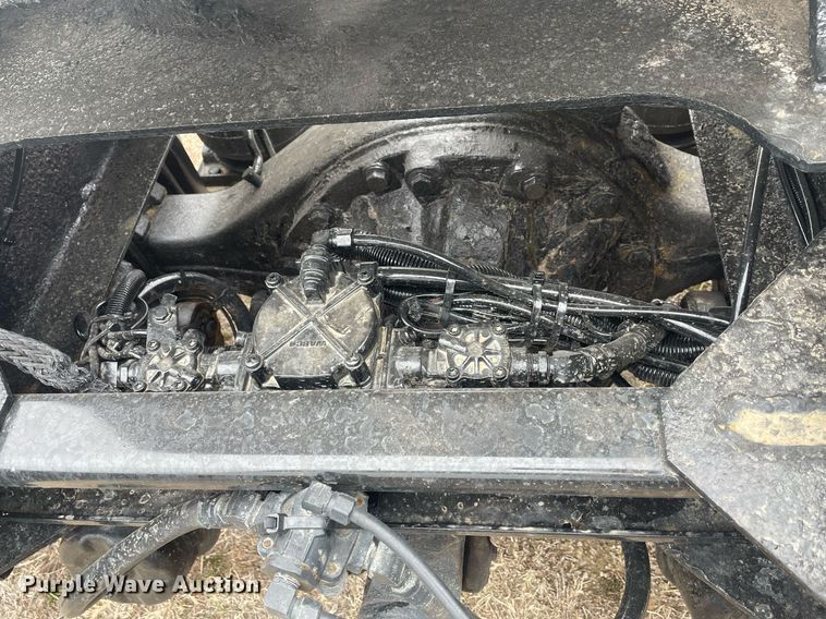 image for item LR9543 2005 Kenworth T300  truck cab and chassis