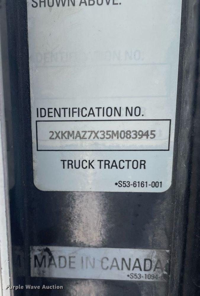 image for item LR9543 2005 Kenworth T300  truck cab and chassis