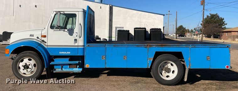 image for item MA9957 1996 International 4700  flatbed truck