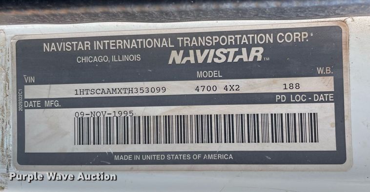 image for item MA9957 1996 International 4700  flatbed truck