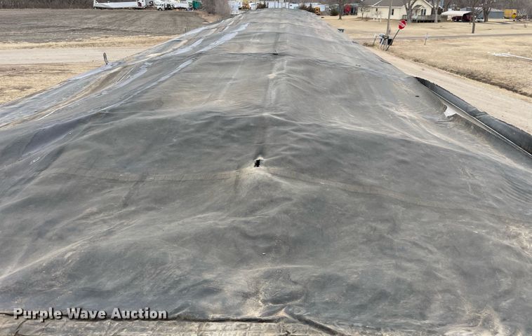 image for item MB9009 2011 Timpte Super Hopper  grain trailer