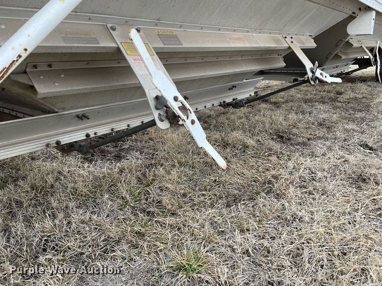 image for item MB9009 2011 Timpte Super Hopper  grain trailer