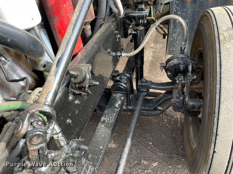 image for item MB9019 2000 Mack CH613  semi truck