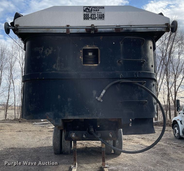 image for item MB9020 1987 Hilbilt  end dump trailer