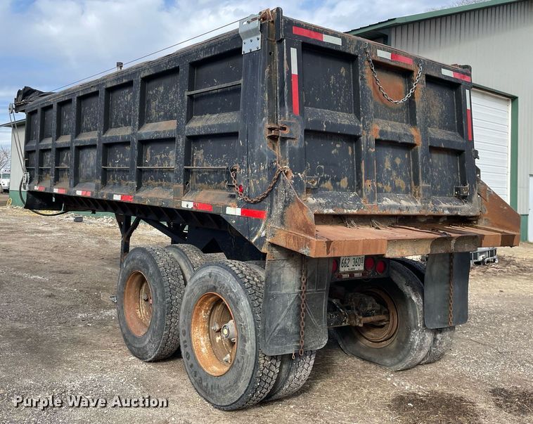 image for item MB9020 1987 Hilbilt  end dump trailer