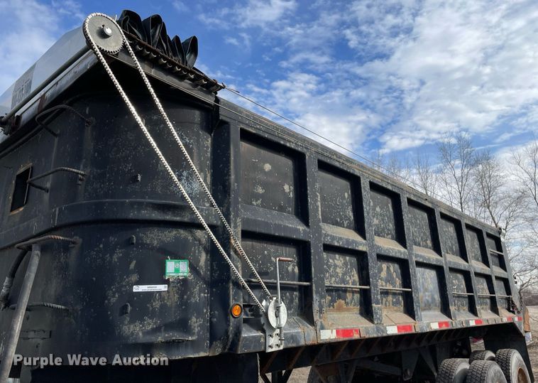 image for item MB9020 1987 Hilbilt  end dump trailer