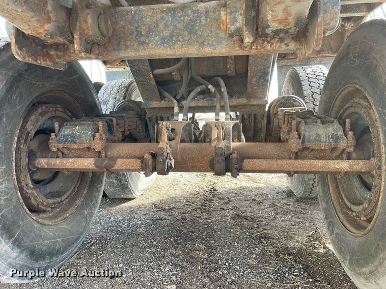 image for item MB9020 1987 Hilbilt  end dump trailer