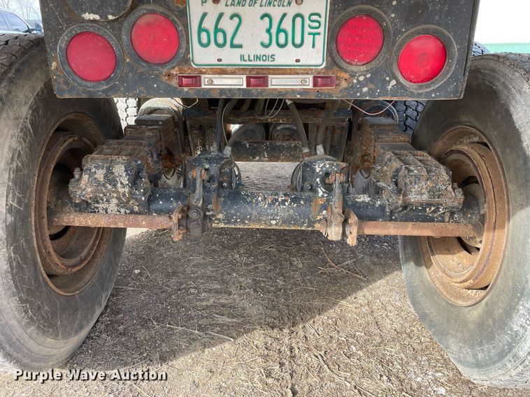 image for item MB9020 1987 Hilbilt  end dump trailer