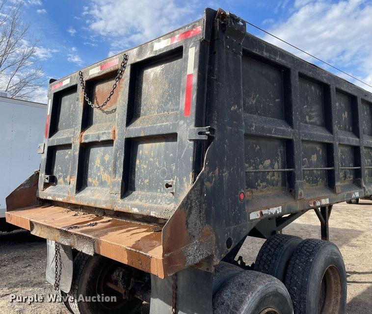 image for item MB9020 1987 Hilbilt  end dump trailer