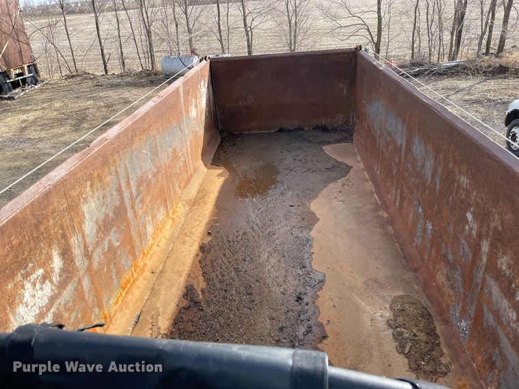 image for item MB9020 1987 Hilbilt  end dump trailer