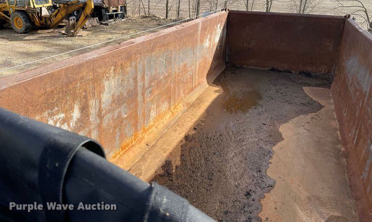 image for item MB9020 1987 Hilbilt  end dump trailer