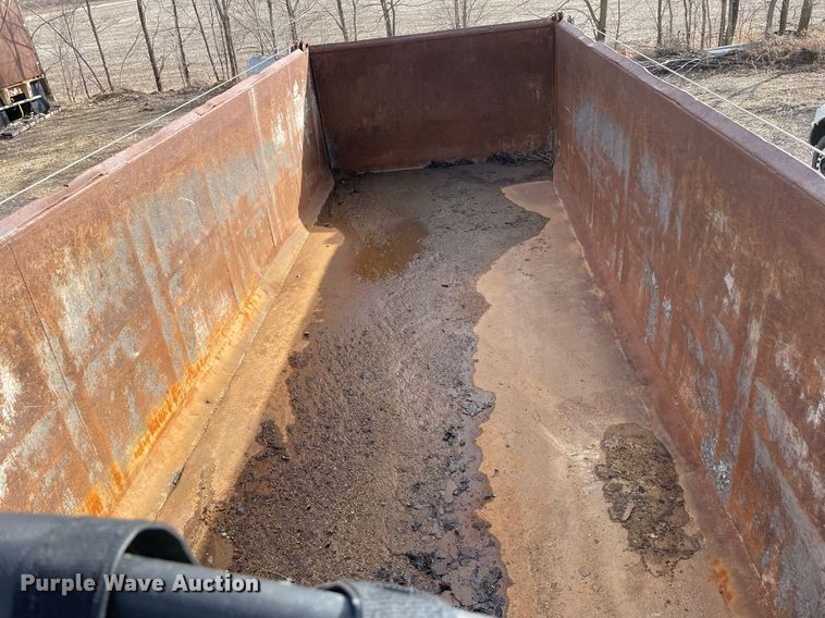 image for item MB9020 1987 Hilbilt  end dump trailer