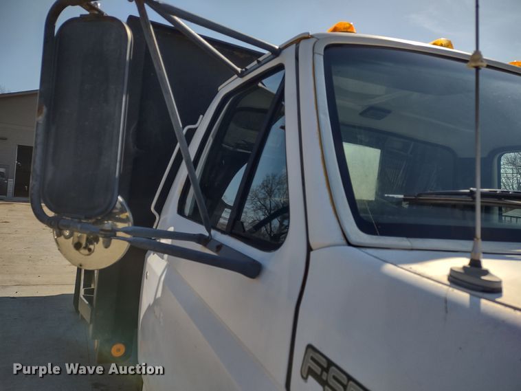 image for item MD9444 1998 Ford F700  dump flatbed truck