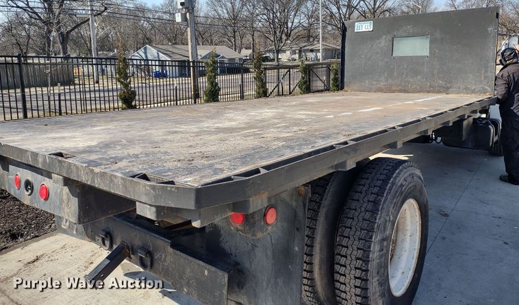 image for item MD9444 1998 Ford F700  dump flatbed truck