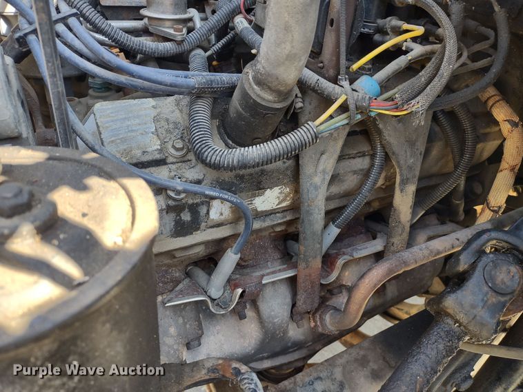 image for item MD9444 1998 Ford F700  dump flatbed truck