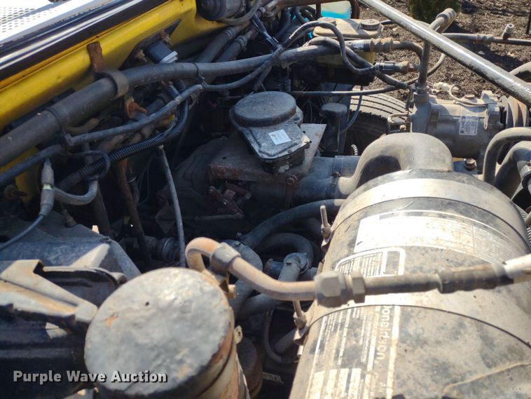 image for item MD9444 1998 Ford F700  dump flatbed truck