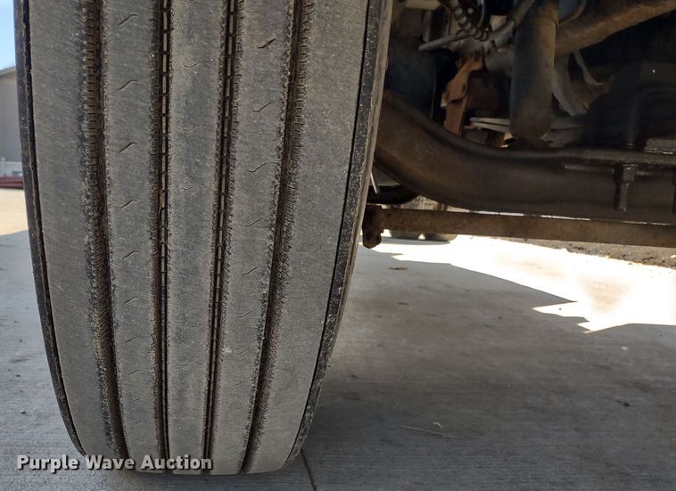 image for item MD9444 1998 Ford F700  dump flatbed truck