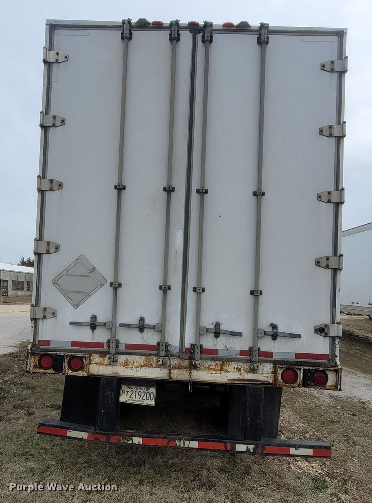 image for item ME9054 2001 Great Dane 7411-TPSA  dry van trailer