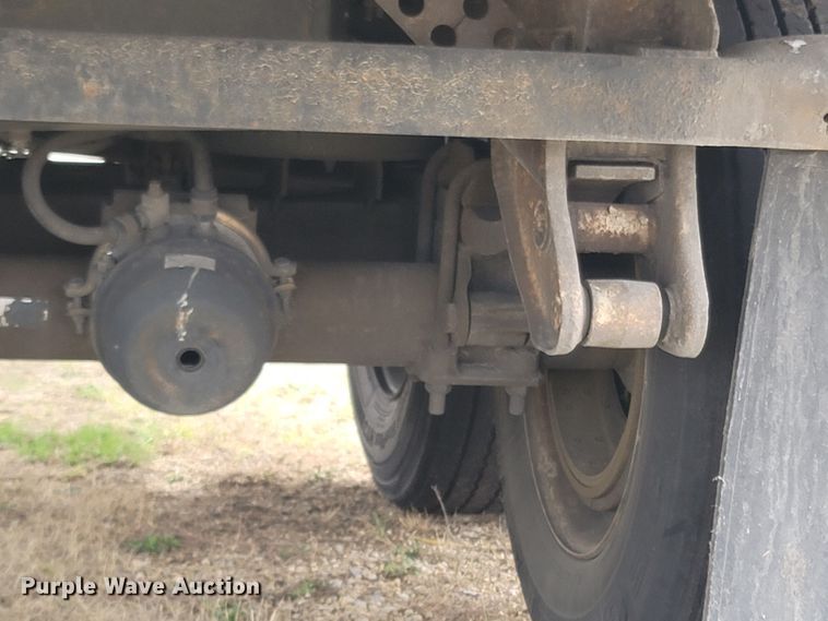 image for item ME9054 2001 Great Dane 7411-TPSA  dry van trailer