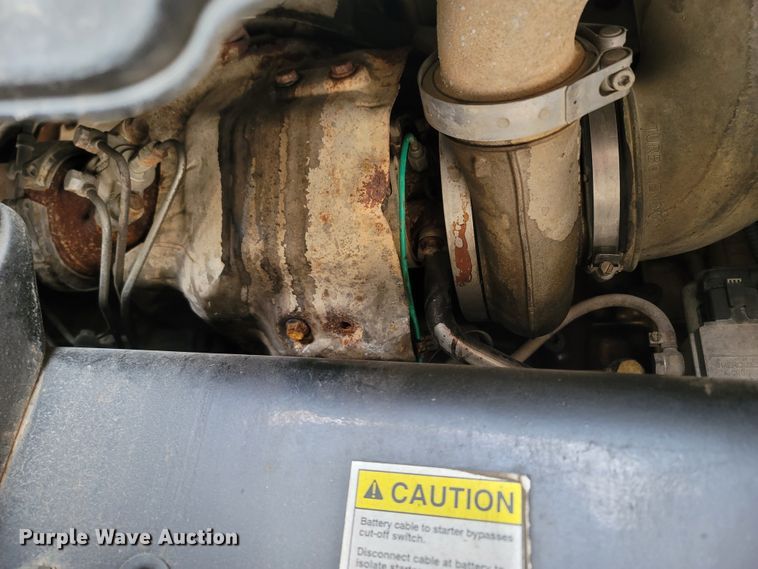 image for item ME9056 2011 Freightliner Cascadia  semi truck