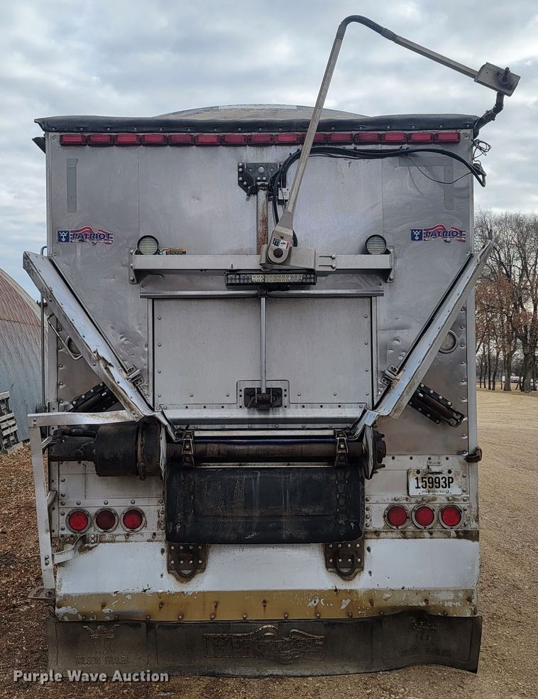 image for item ME9600 2011 Wilson DWBT-650B  live bottom trailer