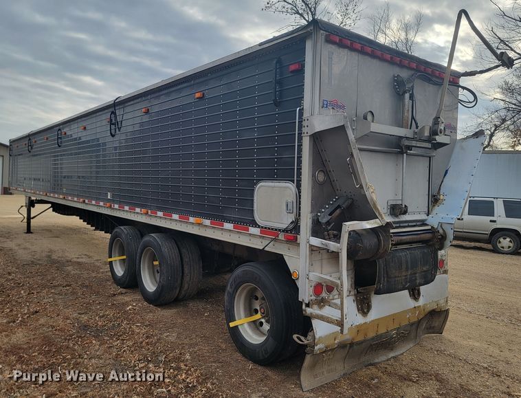 image for item ME9600 2011 Wilson DWBT-650B  live bottom trailer