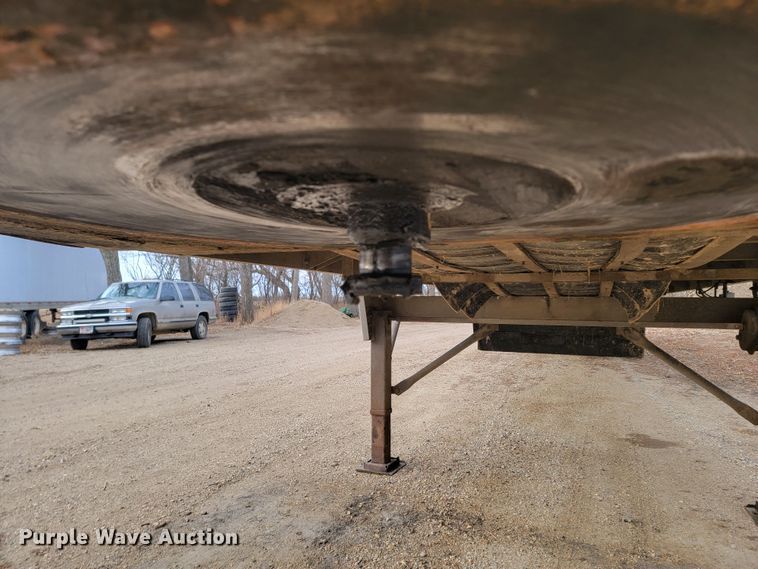 image for item ME9600 2011 Wilson DWBT-650B  live bottom trailer