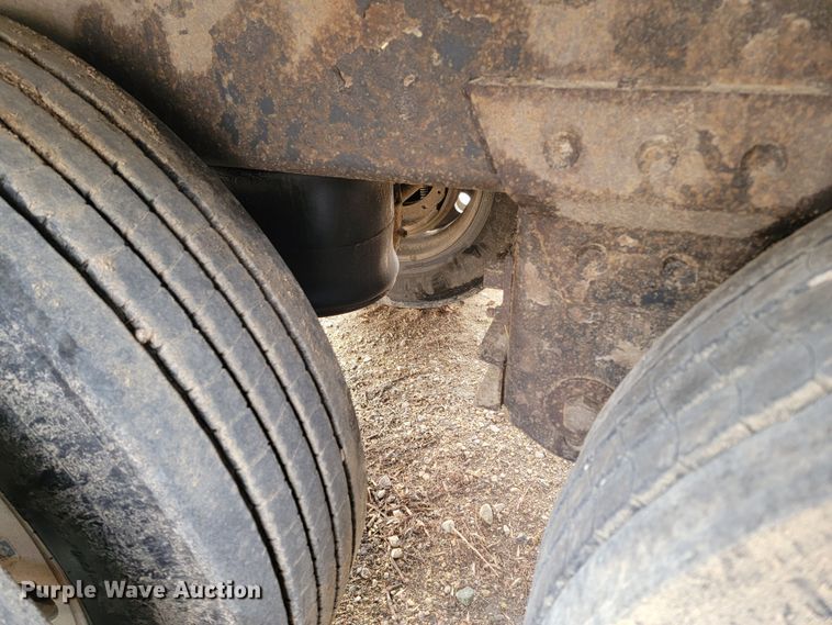 image for item ME9600 2011 Wilson DWBT-650B  live bottom trailer