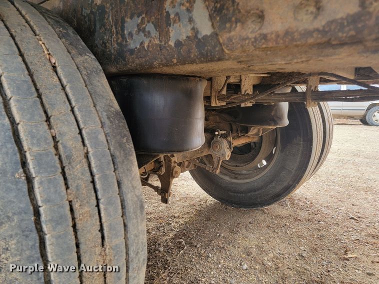 image for item ME9600 2011 Wilson DWBT-650B  live bottom trailer