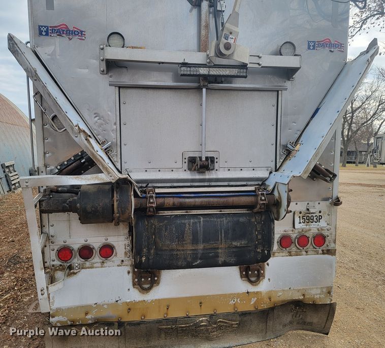 image for item ME9600 2011 Wilson DWBT-650B  live bottom trailer