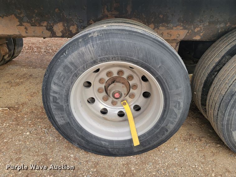 image for item ME9600 2011 Wilson DWBT-650B  live bottom trailer