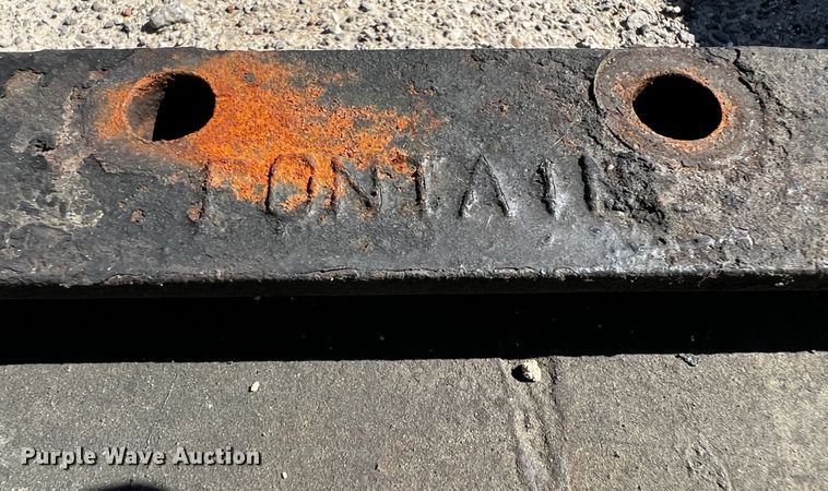 image for item MF9857 Fifth wheel plate